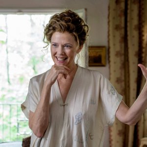 Annette Bening in una scena di The Seagull