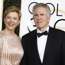 Annette Bening e Warren Beatty durante i Golden Globes