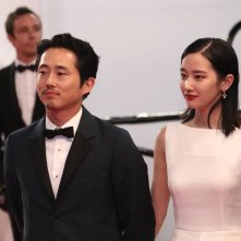 Cannes 2018: una foto di Steven yeun sul red carpet di Burning - L'amore brucia