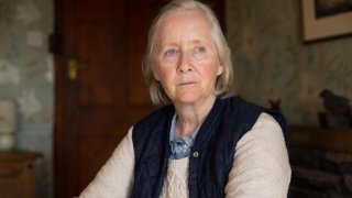 La terra di Dio: Gemma Jones in una scena del film