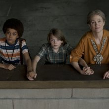 La stanza delle meraviglie: Julianne Moore, Jaden Michael e Oakes Fegley in una scena del film