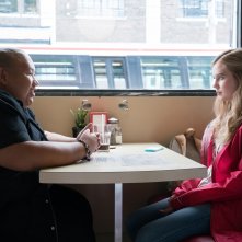 Ogni giorno: Angourie Rice e Jacob Batalon in una scena del film