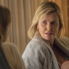 Tully: Charlize Theron in un'immagine del film
