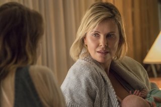 Tully: Charlize Theron in un'immagine del film