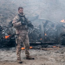 12 Soldiers: Chris Hemsworth in tenuta bellica