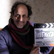 Luca Guadagnino sul set di Suspiria, remake da lui diretto