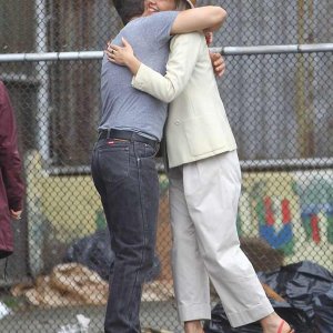 The Deuce: abbraccio sul set tra Maggie Gyllenhaal e James Franco