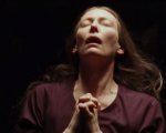 Suspiria, il commento al trailer del remake: un caleidoscopio di streghe e misteri