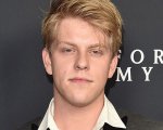 Addio a Jackson Odell, la star di The Goldbergs trovata morta a 20 anni