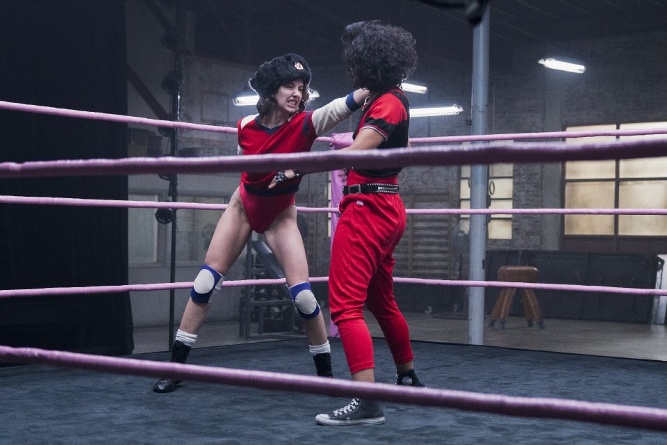 GLOW: la protagonista Alison Brie sul ring