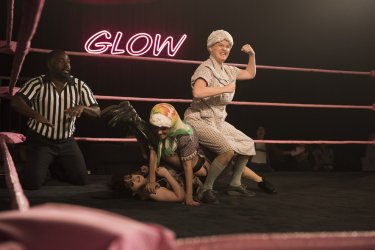 GLOW: una lotta mostrata nel secondo episodio inedito