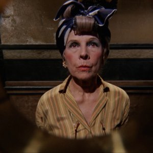 Rosemary's Baby: Ruth Gordon in una scena del film