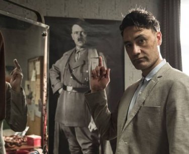 Jojo Rabbit: Taika Waititi sul set