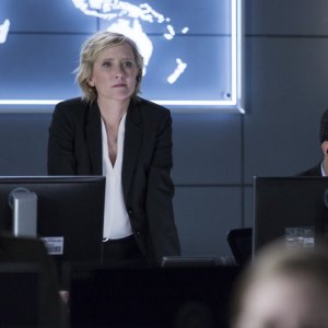 The Brave: Anne Heche in una scena