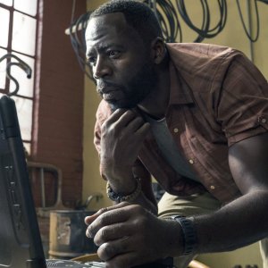 The Brave: Demetrius Grosse in una scena