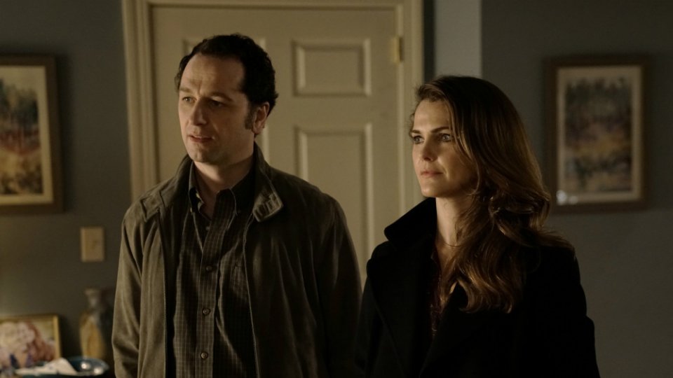 The Americans: Keri Russell con Matthew Rhys nell'episodio La divisione sovietica