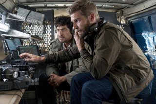 The Brave: Lakin Valdez e Mike Vogel in una scena della serie