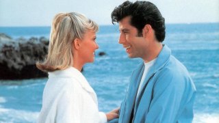 Grease: Olivia Newton-John e John Travolta in una scena del celebre film