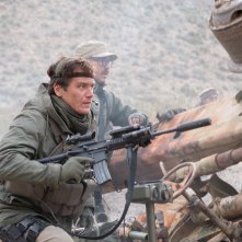 12 Soldiers: Michael Shannon in una scena del film