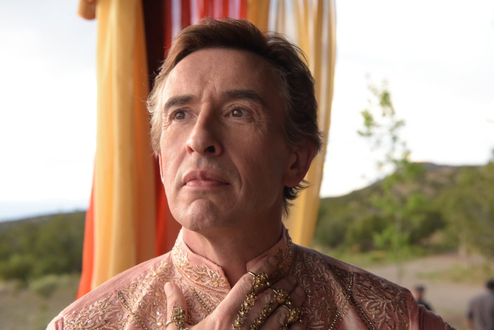 Primo piano di Steve Coogan in A Modern Family