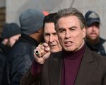 Gotti: un nuovo spot del film definisce i critici 'troll dietro una tastiera'
