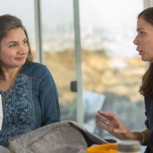 The Affair: una scena con Maura Tierney nella premiere della quarta stagione