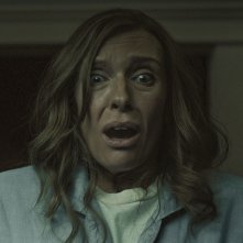 Hereditary: Toni Collette in una scena del film