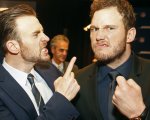 Chris Evans fa gli auguri di compleanno a Chris Pratt: i fan Marvel adoreranno il messaggio!