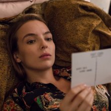 Killing Eve:  una scena con Jodie Comer
