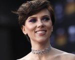Scarlett Johansson replica alle critiche per il ruolo transgender