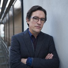 Kiss Me First: Ben Chaplin nell'episodio Make It Stop