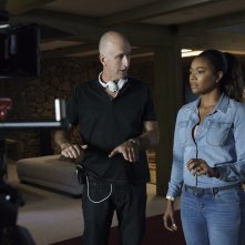 Breaking In: il regista James McTeigue e Gabrielle Union sul set del film