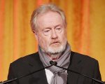 Sapiens: Ridley Scott e Asif Kapadia adatteranno il libro