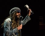 3 From Hell: Rob Zombie lancia il trailer del film ai suoi concerti