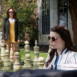 Amiche di sangue: Anya Taylor-Joy e Olivia Cooke in un'immagine del film