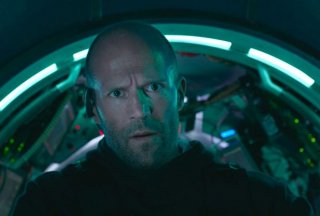 Shark - Il primo squalo: Jason Statham in una scena del film