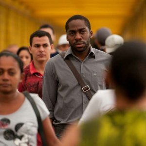 Il maestro di violino: Lazaro Ramos in un'immagine del film