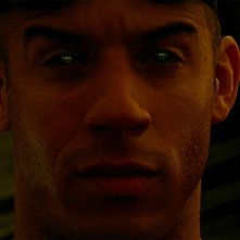Vin Diesel in una scena di Pitch Black
