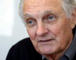 Alan Alda rivela: 'Ho il morbo di Parkinson'