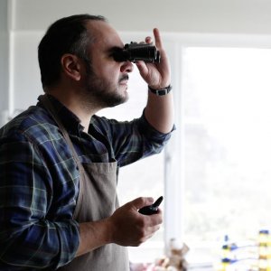 Come ho incontrato mio padre: François-Xavier Demaison in una scena del film