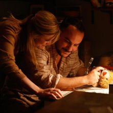 Come ho incontrato mio padre: Isabelle Carré e François-Xavier Demaison in una scena del film