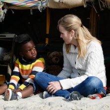 Come ho incontrato mio padre: Owen Kanga e Isabelle Carré in una scena del film