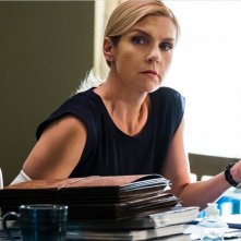 Better Call Saul: Rhea Seehorn in una scena della quarta stagione