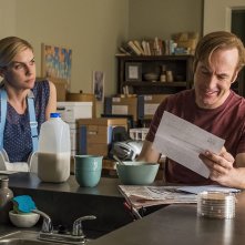 Better Call Saul: Rhea Seehorn e Bob Odenkirk nella quarta stagione