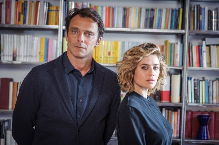 Alessandro Preziosi e Greta Scarano sul set di Non mentire, nuova serie thriller
