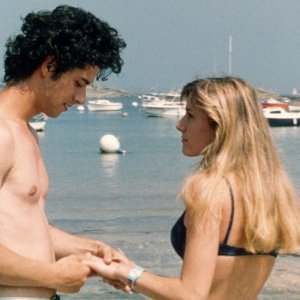 Un ragazzo, tre ragazze: una sequenza del film