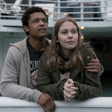 The Innocents: Sorcha Groundsell  e  Percelle Ascott in una scena della serie