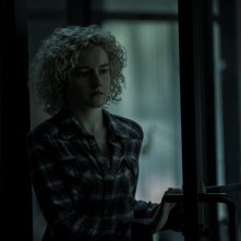 Ozark: Julia Garner in una scena della seconda stagione