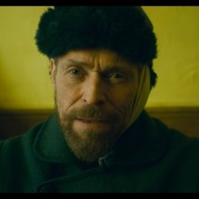 At Eternity's Gate: Willem Dafoe in un momento del film
