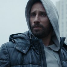 Close Enemies: Matthias Schoenaerts in una scena del film